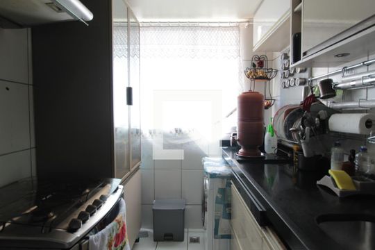 Cozinha e Área de Serviço de apartamento à venda com 2 quartos, 60m² em Parque São Pedro, Belo Horizonte