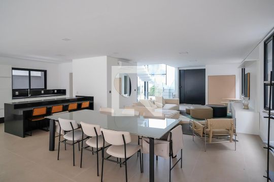 Sala de casa de condomínio à venda com 5 quartos, 800m² em Cerâmica, São Caetano do Sul