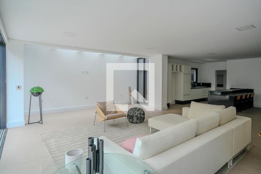 Sala de casa de condomínio à venda com 5 quartos, 800m² em Cerâmica, São Caetano do Sul