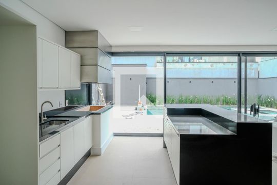 Cozinha 2 de casa de condomínio à venda com 5 quartos, 800m² em Cerâmica, São Caetano do Sul