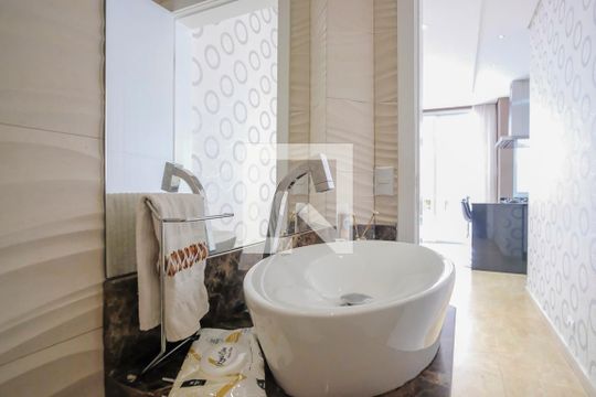 Lavabo de casa de condomínio à venda com 3 quartos, 420m² em Cerâmica, São Caetano do Sul