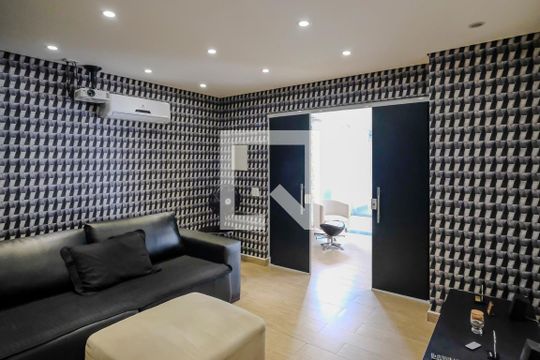 Cinema de casa de condomínio à venda com 3 quartos, 420m² em Cerâmica, São Caetano do Sul