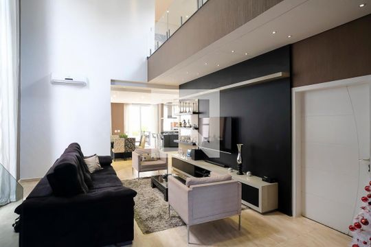 Sala de casa de condomínio à venda com 3 quartos, 420m² em Cerâmica, São Caetano do Sul