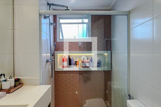 Banheiro da Suíte de apartamento para alugar com 3 quartos, 170m² em Ipiranga, São Paulo