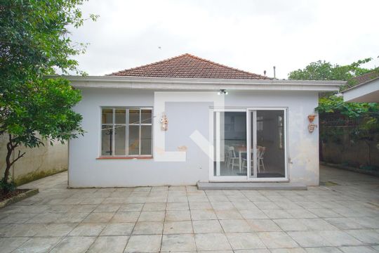Fachada  Fundos de casa à venda com 5 quartos, 152m² em São João, Porto Alegre