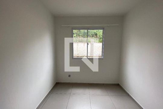 Quarto 2 de apartamento à venda com 2 quartos, 40m² em Rondônia, Novo Hamburgo