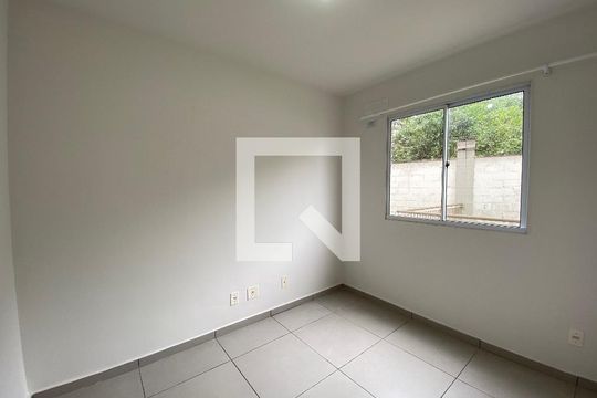 Quarto 1 de apartamento à venda com 2 quartos, 40m² em Rondônia, Novo Hamburgo