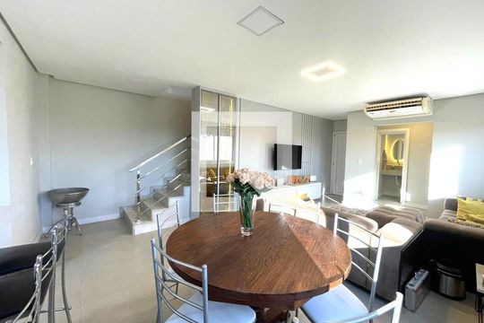 Sala de casa à venda com 3 quartos, 183m² em Cristo Rei, São Leopoldo