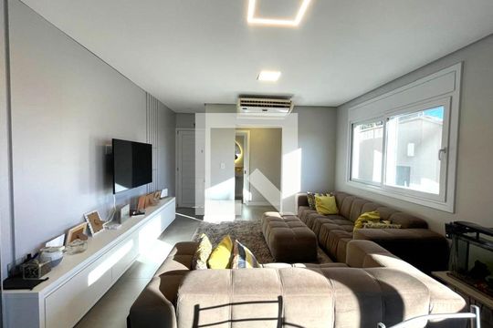 Sala de casa à venda com 3 quartos, 183m² em Cristo Rei, São Leopoldo