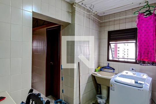 Área de Serviço de apartamento à venda com 3 quartos, 227m² em Água Rasa, São Paulo