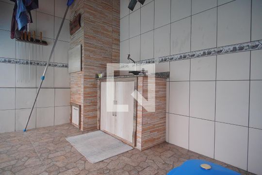 Churrasqueira de casa à venda com 2 quartos, 109m² em São José, Novo Hamburgo