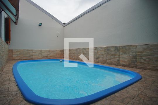 Piscina de casa à venda com 2 quartos, 109m² em São José, Novo Hamburgo
