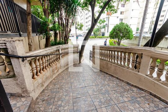 Área comum de apartamento para alugar com 2 quartos, 46m² em Anhanguera, São Paulo