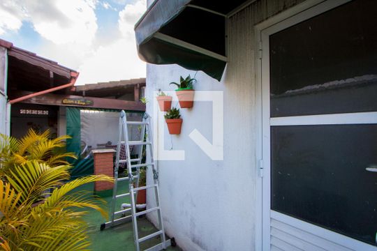 Quintal de casa à venda com 3 quartos, 133m² em Vila Homero Thon, Santo André