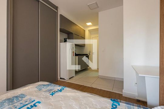 Studio de kitnet/studio para alugar com 1 quarto, 24m² em Vila Madalena, São Paulo