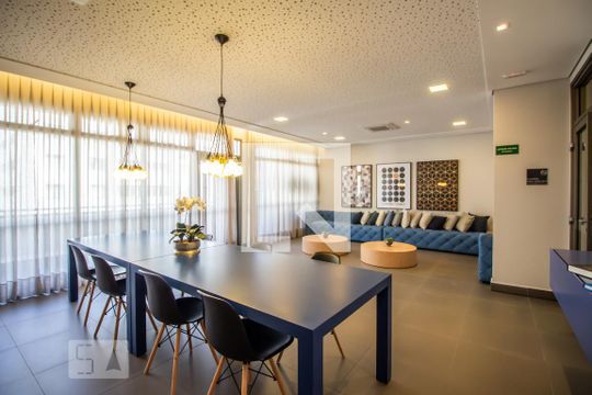 Área comum de kitnet/studio para alugar com 1 quarto, 24m² em Vila Madalena, São Paulo