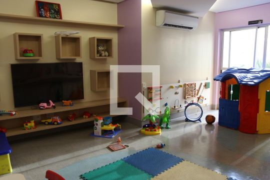 Área comum de apartamento para alugar com 3 quartos, 76m² em Jardim Goiás, Goiânia