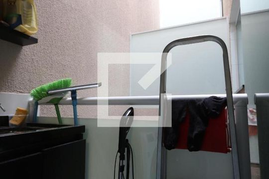 Lavanderia de apartamento à venda com 2 quartos, 47m² em Vila Alpina, São Paulo