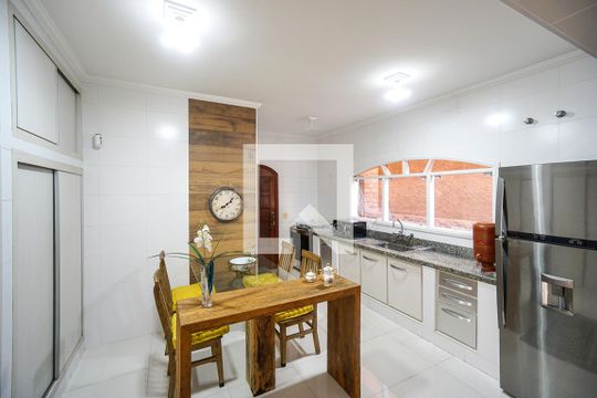 Cozinha de casa à venda com 5 quartos, 450m² em Vila Carrão, São Paulo