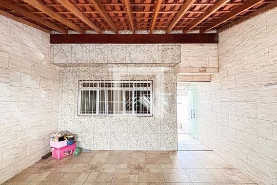 Garagem de casa à venda com 3 quartos, 175m² em Parque Capuava, Santo André