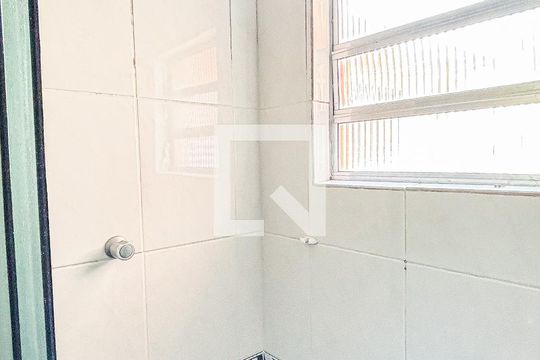 Banheiro da Suíte 2 de casa à venda com 3 quartos, 175m² em Parque Capuava, Santo André