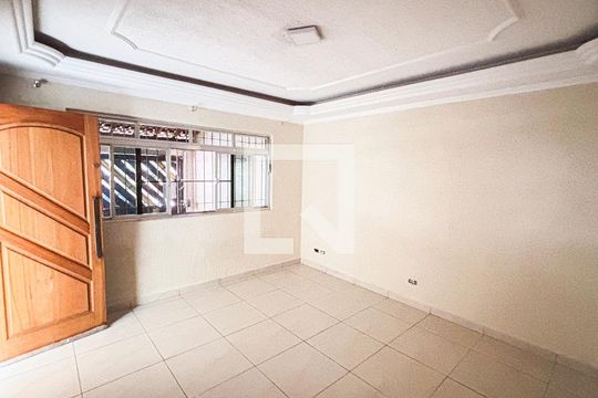 Sala de casa à venda com 3 quartos, 175m² em Parque Capuava, Santo André