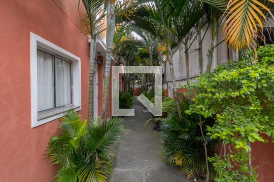 Área comum de casa de condomínio para alugar com 2 quartos, 55m² em Parque Paulistano, São Paulo