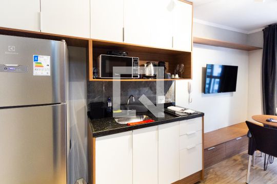 Studio de kitnet/studio para alugar com 1 quarto, 25m² em Indianópolis, São Paulo