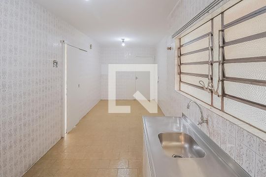 Cozinha de apartamento para alugar com 3 quartos, 65m² em Rio Branco, São Leopoldo