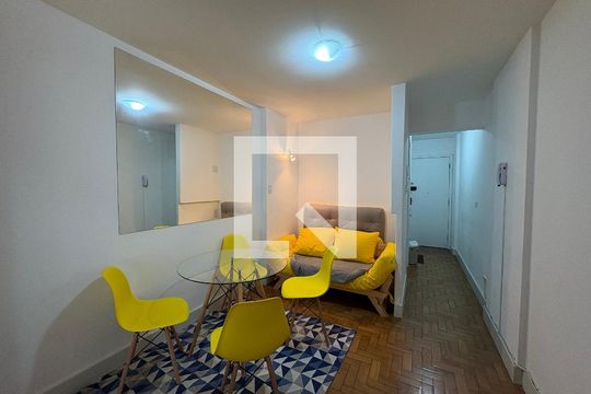 Sala de apartamento para alugar com 1 quarto, 28m² em Bela Vista, São Paulo