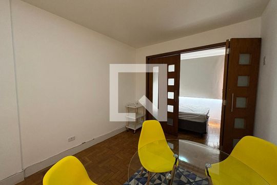 Sala de apartamento para alugar com 1 quarto, 28m² em Bela Vista, São Paulo
