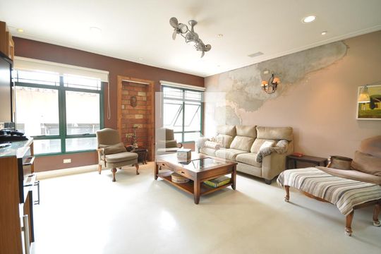 Sala de casa à venda com 4 quartos, 378m² em Vila Paiva, São Paulo