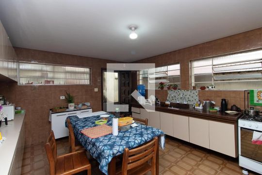 Cozinha 1 de casa à venda com 5 quartos, 300m² em Tremembé, São Paulo