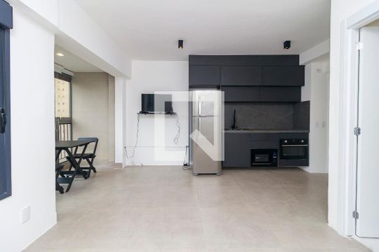Kitnet/Studio para alugar com 0 quarto, 33m² em Brooklin, São Paulo