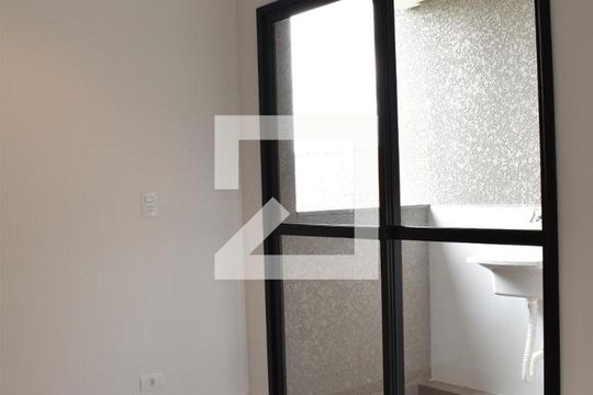 Quarto de kitnet/studio para alugar com 1 quarto, 33m² em Portão, Curitiba