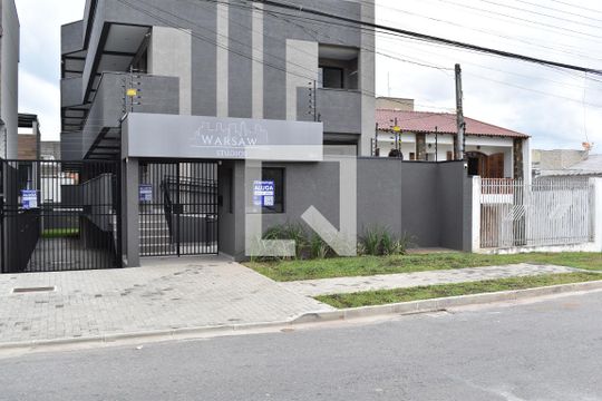 Fachada do condomínio de kitnet/studio para alugar com 1 quarto, 33m² em Portão, Curitiba