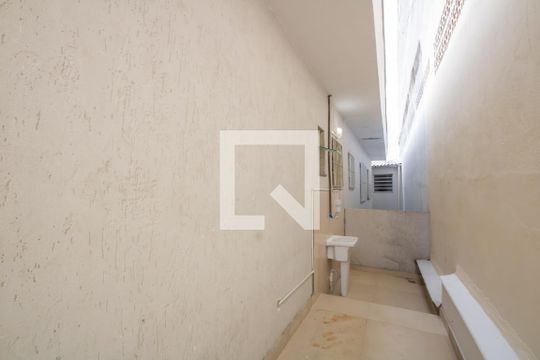 Área de Serviço de casa para alugar com 2 quartos, 80m² em Rochdale, Osasco