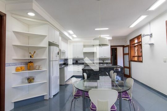 Cozinha de casa à venda com 5 quartos, 7870m² em Loteamento Alphaville Campinas, Campinas