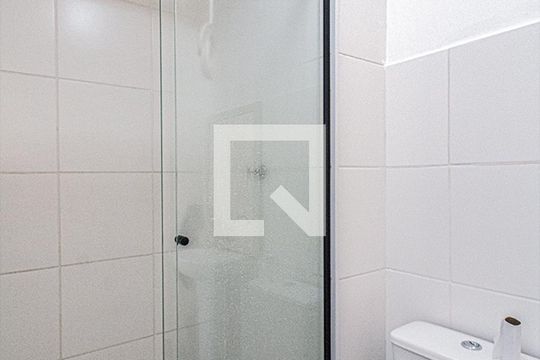 Banheiro de apartamento para alugar com 1 quarto, 29m² em Sacoma, São Paulo