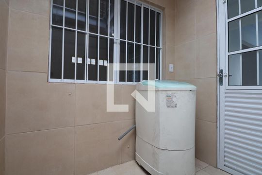 Área de Serviço de casa à venda com 2 quartos, 83m² em Estância Velha, Canoas
