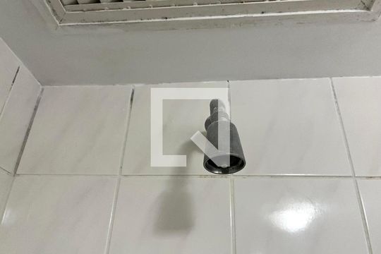 Banheiro de apartamento à venda com 3 quartos, 75m² em Vila Campestre, São Paulo