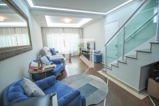 Casa à venda com 3 quartos, 175m² em Vila Bertioga, São Paulo