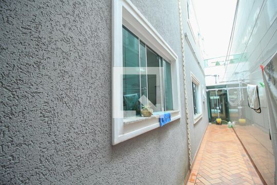 Área comum de casa à venda com 3 quartos, 175m² em Vila Bertioga, São Paulo