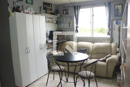 Apartamento para alugar com 2 quartos, 39m² em Vila Nova Bonsucesso, Guarulhos
