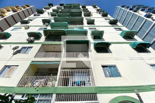 Fachada de apartamento para alugar com 3 quartos, 80m² em Campinas de Brotas, Salvador