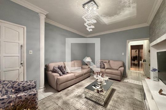 Sala de casa à venda com 3 quartos, 300m² em Cidade São Jorge, Santo André