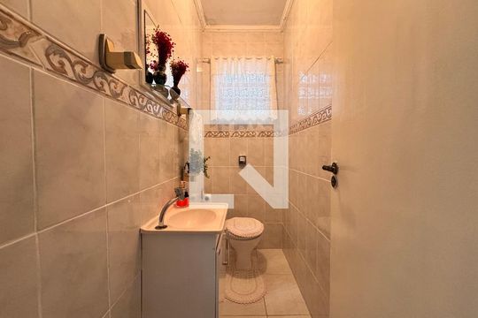 Lavabo  de casa à venda com 3 quartos, 300m² em Cidade São Jorge, Santo André