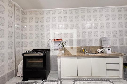 Cozinha de casa à venda com 3 quartos, 300m² em Cidade São Jorge, Santo André