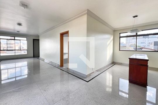 Apartamento à venda com 4 quartos, 300m² em Prado, Belo Horizonte