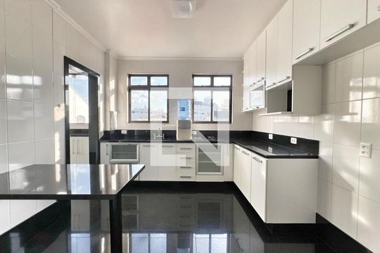 Cozinha de apartamento à venda com 4 quartos, 300m² em Prado, Belo Horizonte